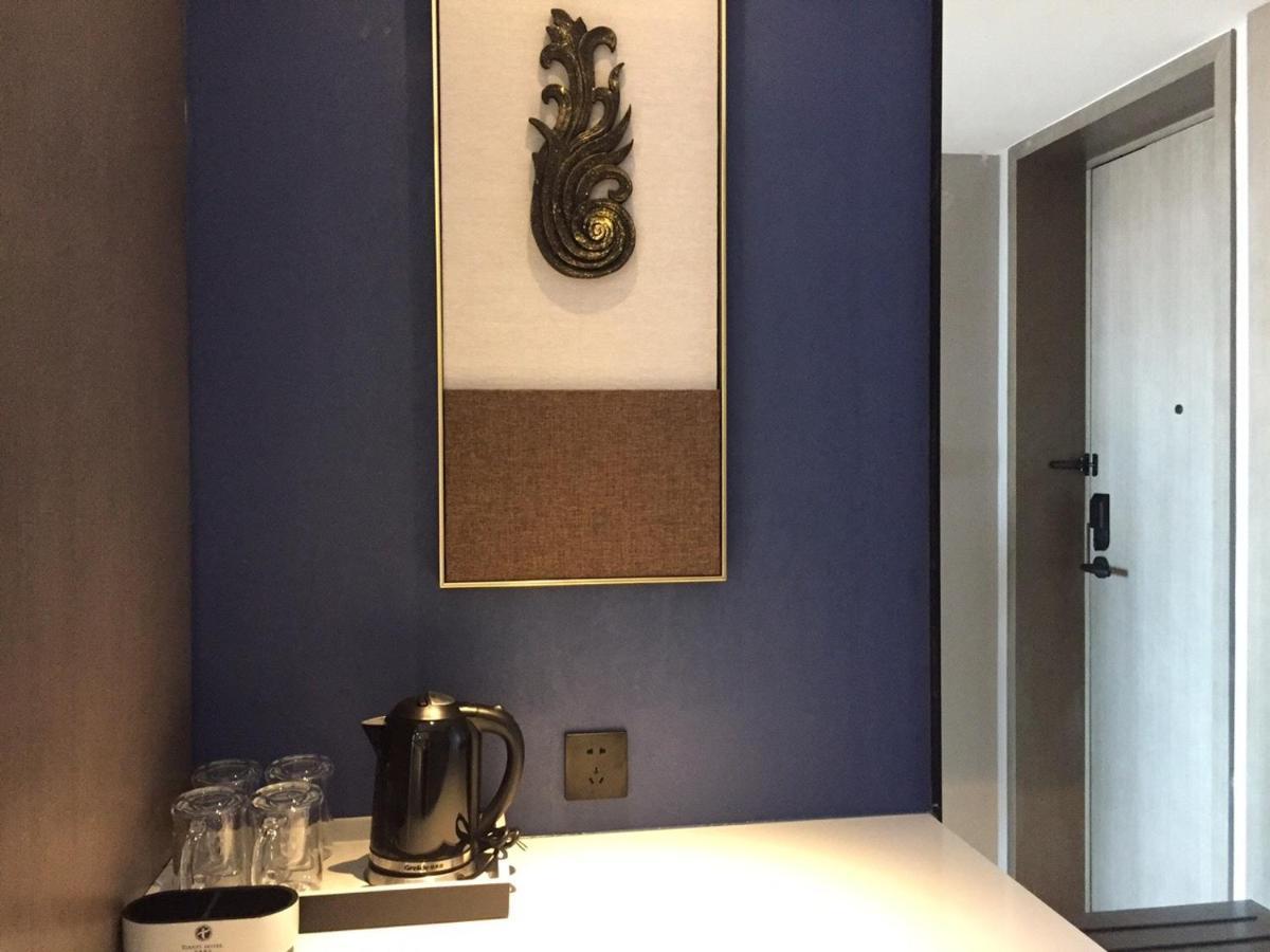 Tian Yi International Hotel 天艺国际酒店 Phnom Penh Extérieur photo