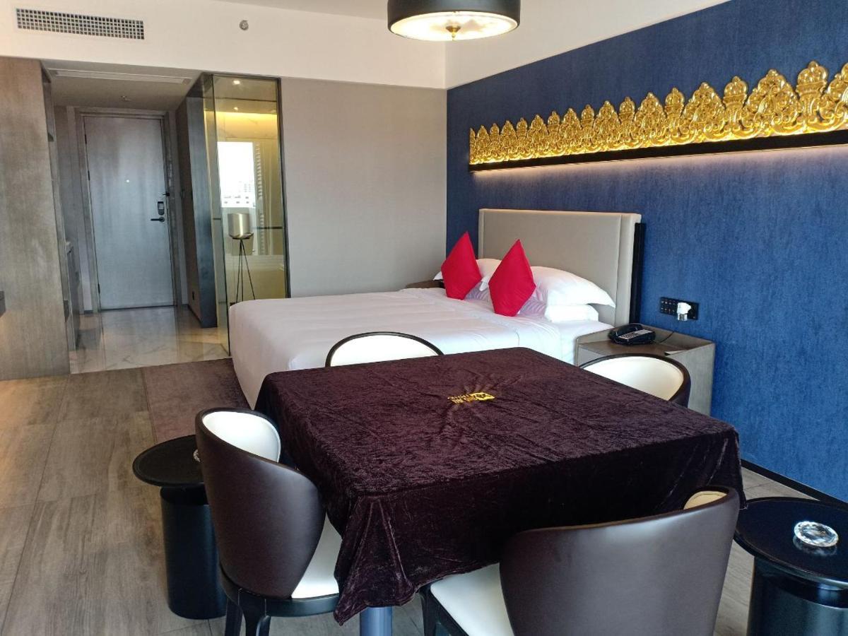 Tian Yi International Hotel 天艺国际酒店 Phnom Penh Extérieur photo