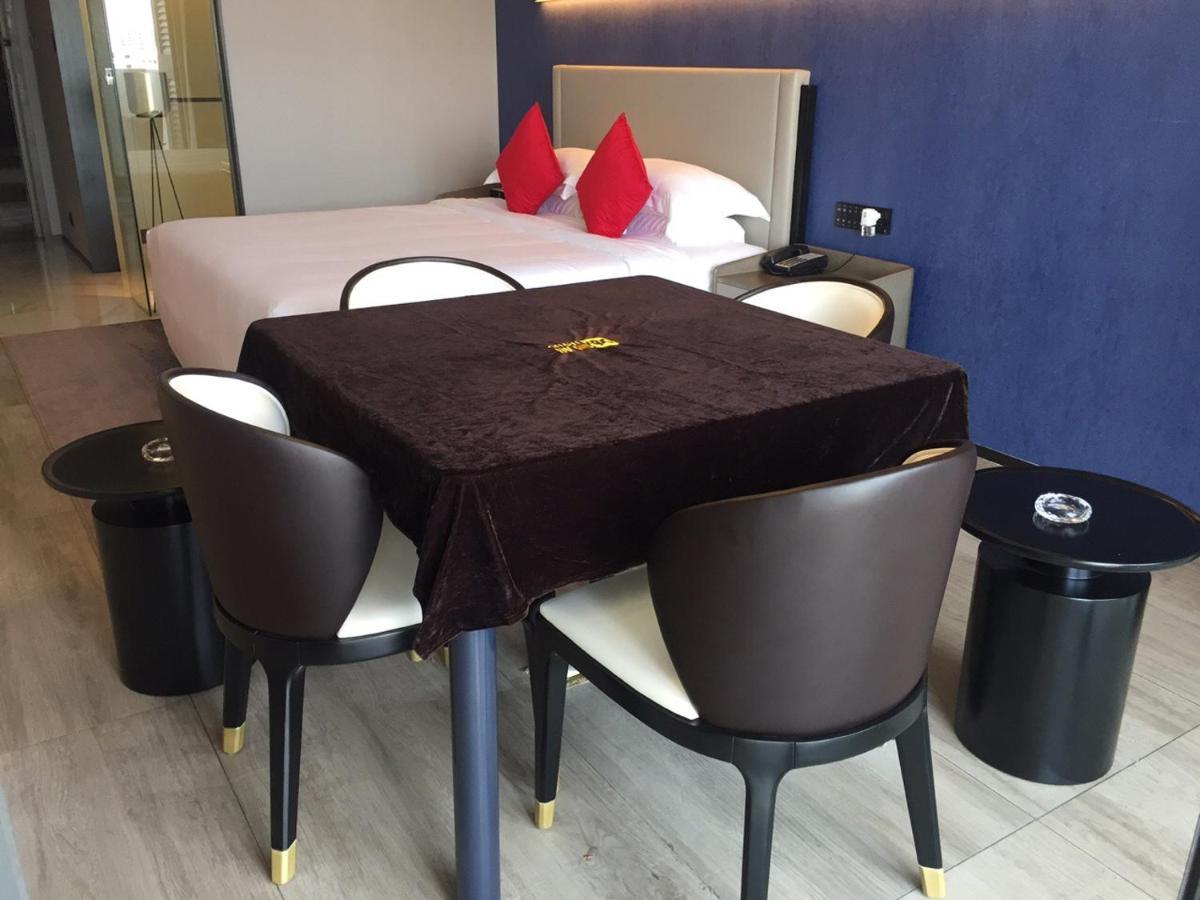 Tian Yi International Hotel 天艺国际酒店 Phnom Penh Extérieur photo