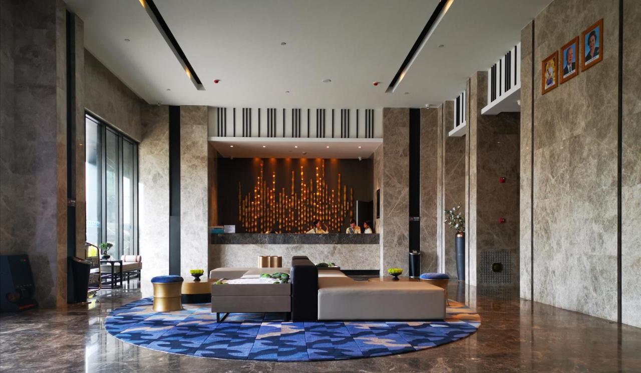 Tian Yi International Hotel 天艺国际酒店 Phnom Penh Extérieur photo