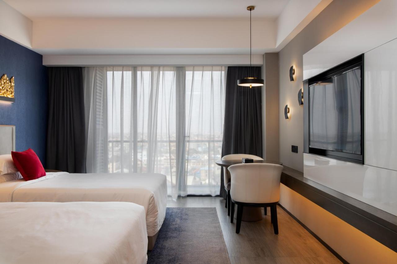 Tian Yi International Hotel 天艺国际酒店 Phnom Penh Extérieur photo