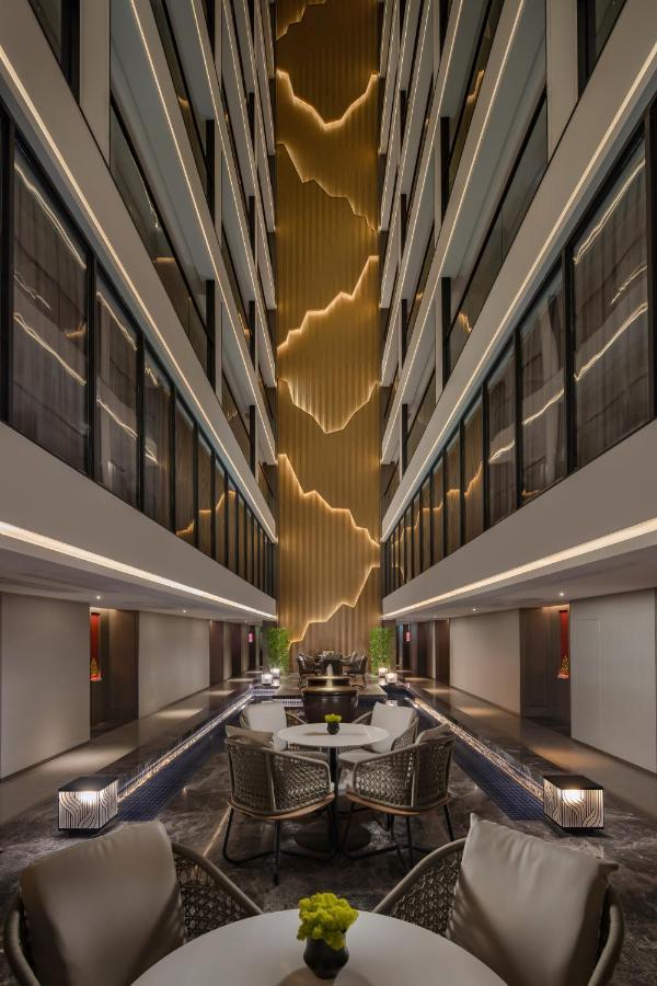 Tian Yi International Hotel 天艺国际酒店 Phnom Penh Extérieur photo